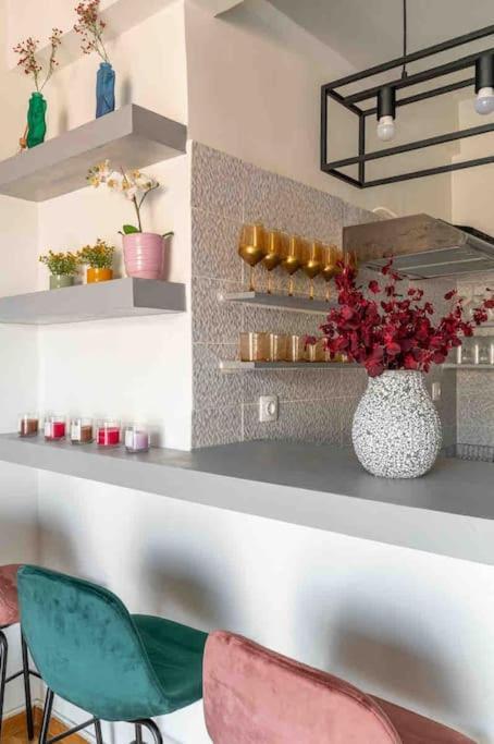 2Bdr Boutique Full Apt In Plaka Athens Exterior photo